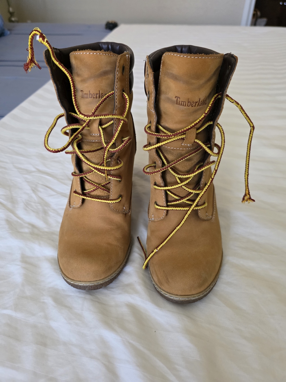 Timberland Women's Tan Lace-Up Work Boots